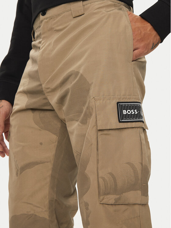 BOSS Boss Hlače Sapp NFL 50525922 Bež Relaxed Fit