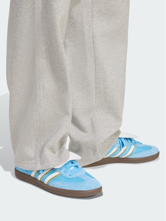 adidas adidas Spodnie dresowe 150893 Szary Loose Fit