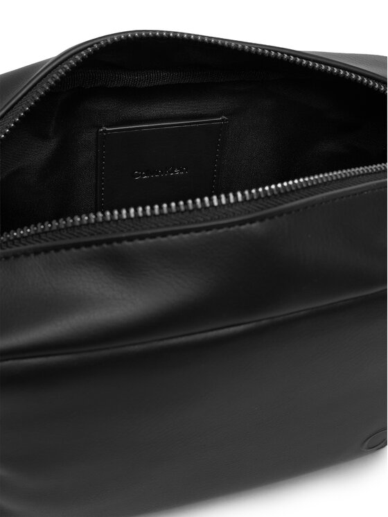 Calvin Klein Calvin Klein Brašna Bold Ck Dopp Kit LV04D1140G Černá