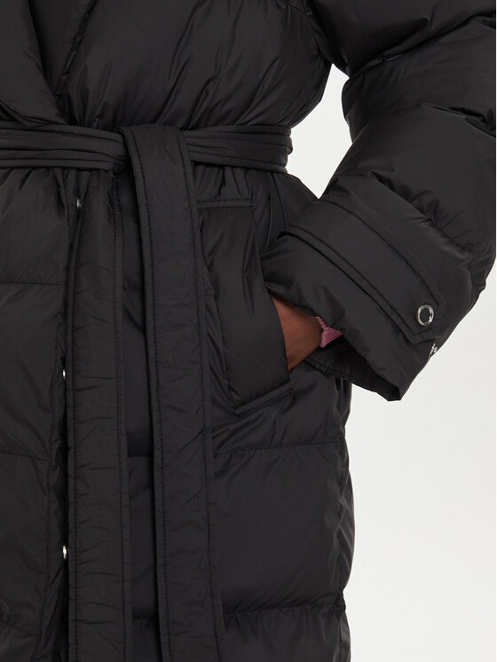 PINKO PINKO Зимно яке Taccuino 103829 A0L5 Черен Regular Fit