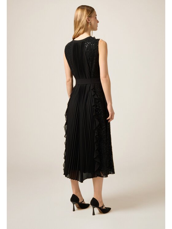 Oltre Oltre Vestito da giorno 7020J000886N033 Nero A-Line Fit