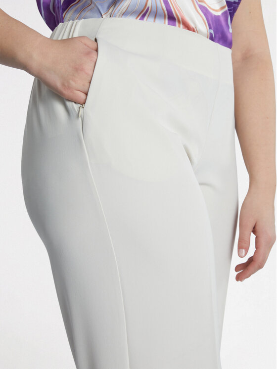 Fiorella Rubino Fiorella Rubino Pantaloni di tessuto P107T004760N002 Crema Cropp Fit