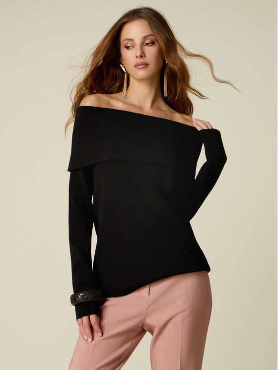 Oltre Oltre Maglione M396J005653N033 Nero Regular Fit