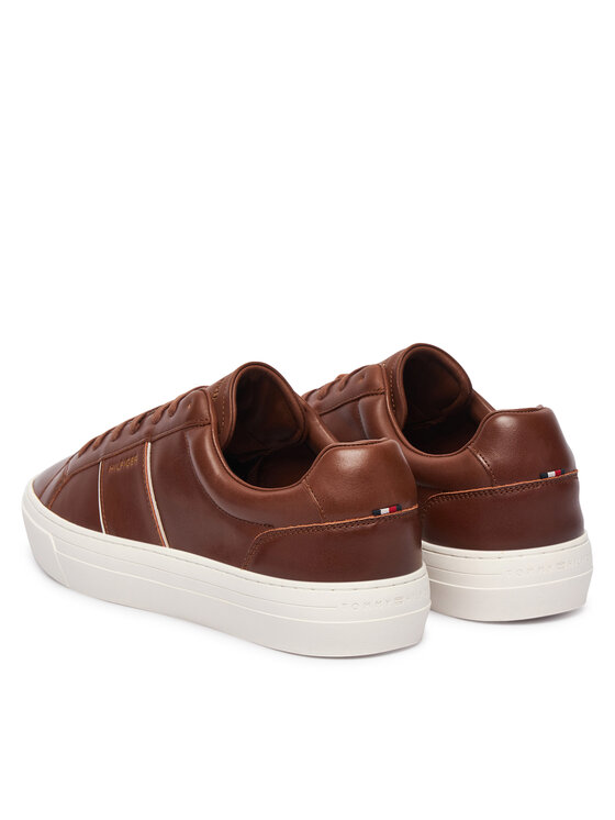 Tommy Hilfiger Tommy Hilfiger Sneakers Dress Casual Leather Sneaker FM0FM05989 Braun