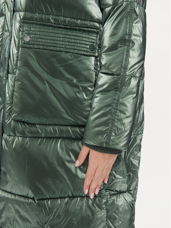 Rinascimento Rinascimento Зимно яке CFC0113544003 Зелен Regular Fit