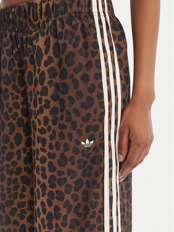 adidas adidas Spodnie dresowe Satin KA2666 Brązowy Wide Leg