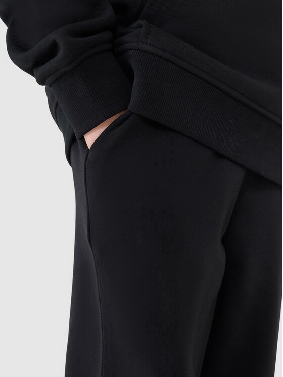 4F 4F Spodnie dresowe 4FJWMM00TTROM1188-20S Czarny Oversize