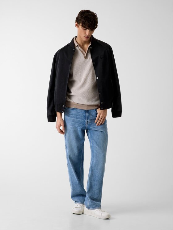 Guess Guess Svetr 181261 Béžová Classic Fit