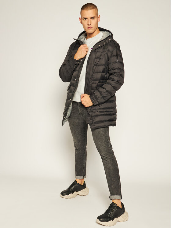 Armani Exchange Armani Exchange Vatovaná bunda 8NZL02 ZNW3Z 1200 Černá Regular Fit