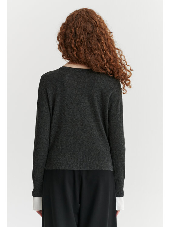 TATUUM TATUUM Sweter MELA Szary Fitted Fit