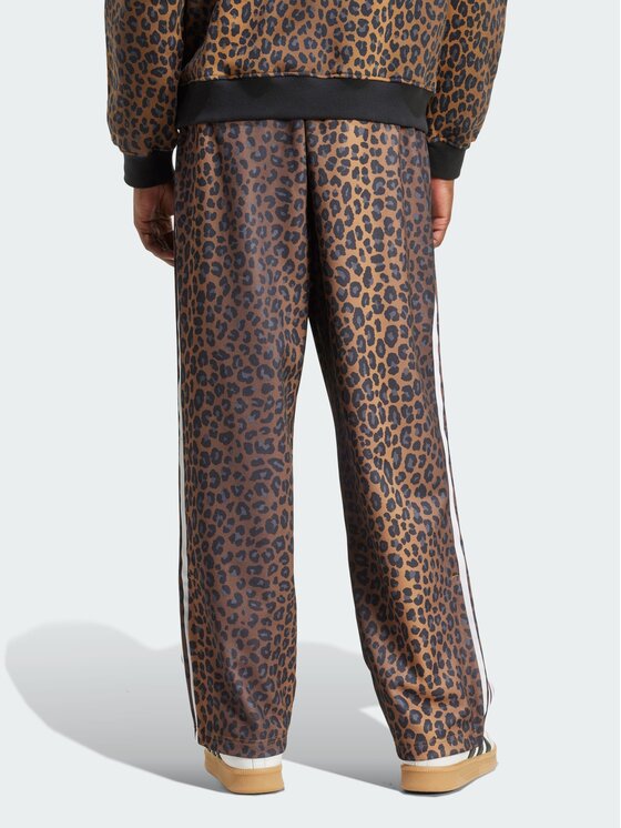 adidas adidas Spodnie dresowe Firebird Loose Leopard Brązowy Loose Fit