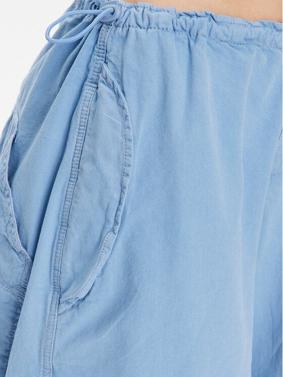 BDG Urban Outfitters BDG Urban Outfitters Hlače iz tkanine BDG BAGGY CARGO 76475391 Modra Relaxed Fit