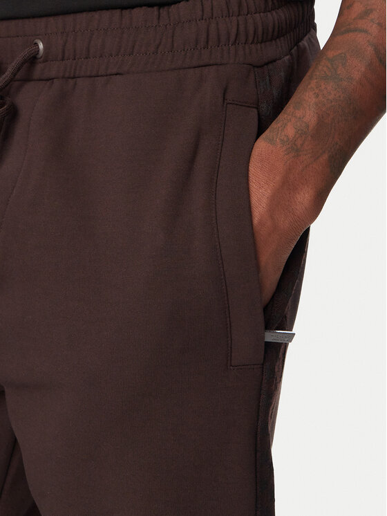 KARL LAGERFELD KARL LAGERFELD Donji dio trenerke 705012 564902 Tamno smeđa Regular Fit
