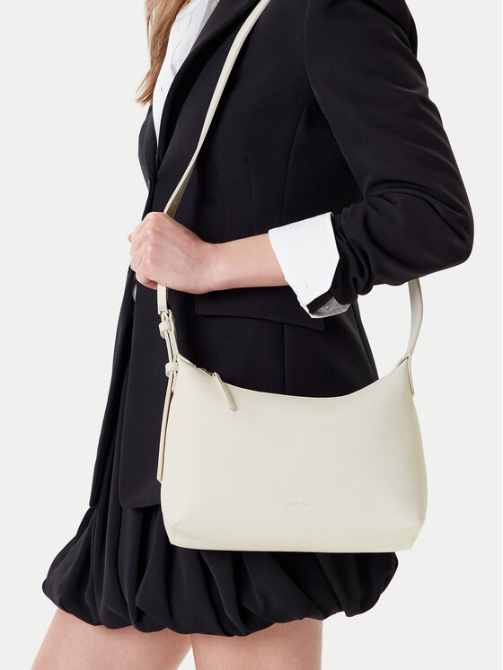 Calvin Klein Calvin Klein Torebka Hardware Strap Medium Crossbody K60K613028 Biały