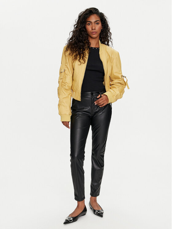 JDY JDY Pantaloni din imitație de piele Soey 15328299 Negru Skinny Fit