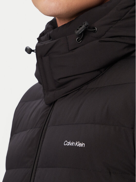 Calvin Klein Calvin Klein Winterjacke LV04LH501G Schwarz Regular Fit