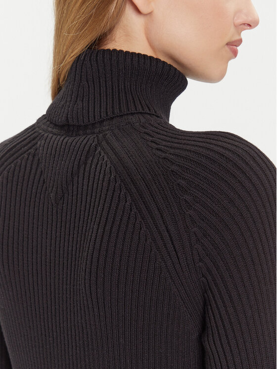 Tommy Jeans Tommy Jeans Úpletové šaty Badge DW0DW22167 Čierna Regular Fit