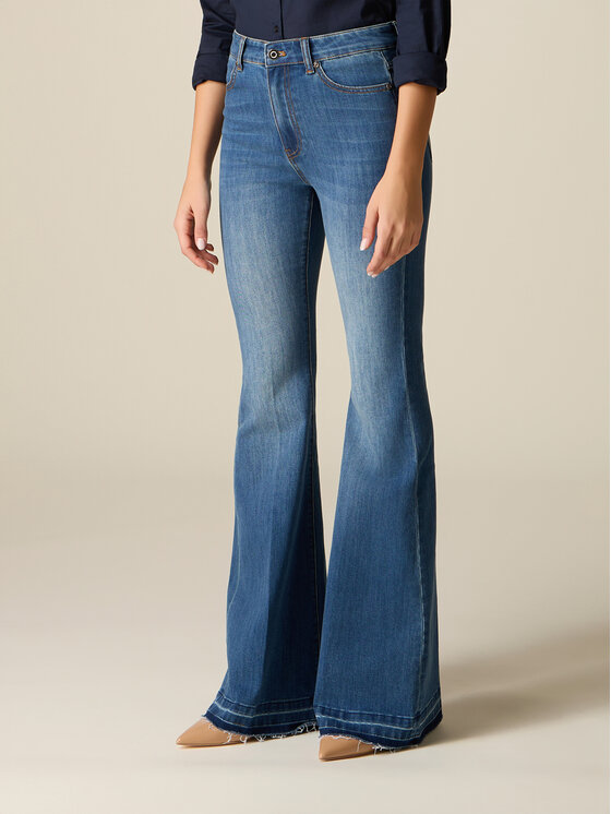 Oltre Oltre Jeansy P463R008897N024 Niebieski Flare Fit