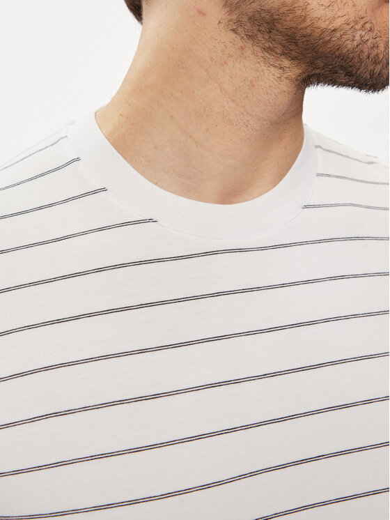Sisley Sisley T-shirt 3QPBS103C Bijela Regular Fit