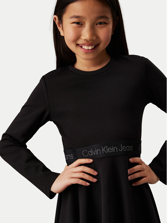 Calvin Klein Jeans Calvin Klein Jeans Ежедневна рокля Logo Tape IG0IG02666 M Черен Regular Fit