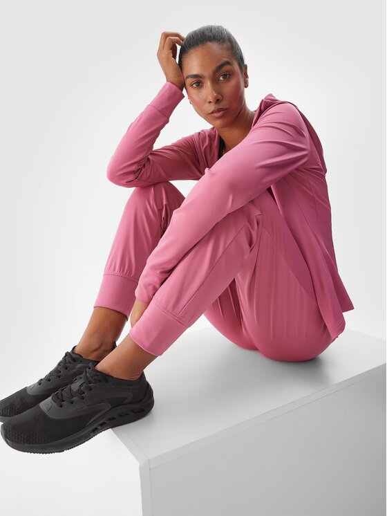 4F 4F Pantaloni da donna 4FWAW24TFTRF689-53S Rosa Regular Fit