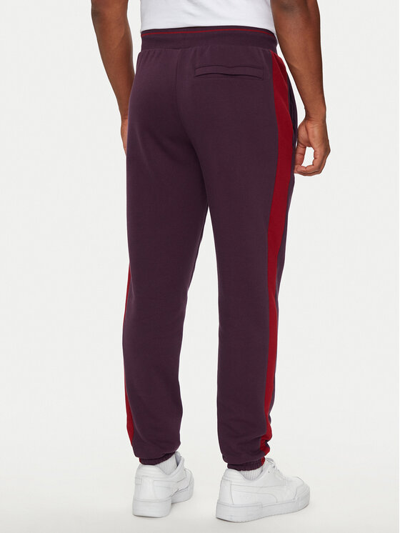 Puma Puma Spodnie dresowe T7 PLAY.PARIS 626768 44 Bordowy Regular Fit