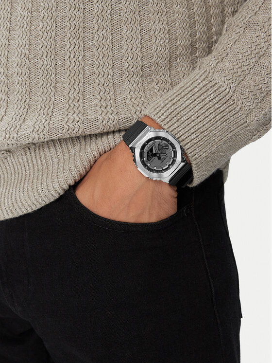 G-Shock G-Shock Ročna ura GM-2100-1AER Črna