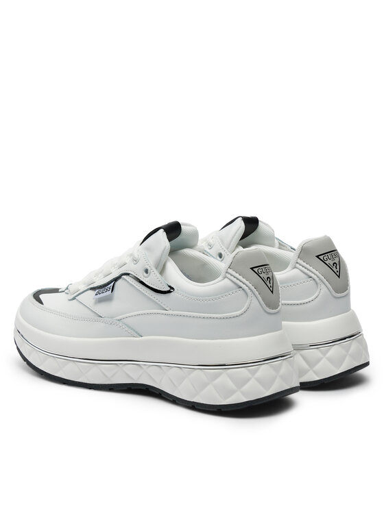 Guess Guess Laisvalaikio batai Kyrki FLTKYR LEA12 Balta