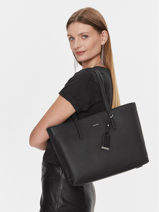 Calvin Klein Calvin Klein Táska Ck Must Shopper Md K60K610736 Fekete