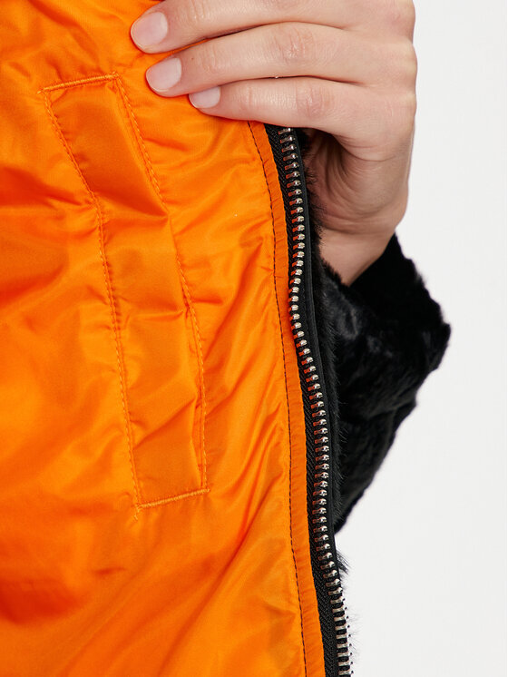 Alpha Industries Alpha Industries Kurtka zimowa 148002 Czarny Regular Fit