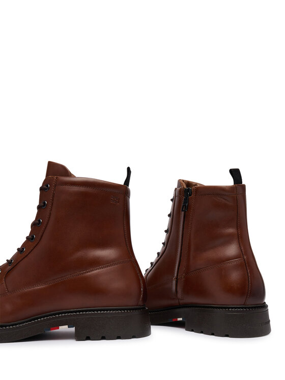 Tommy Hilfiger Tommy Hilfiger Gležnjače Corporate Casual Lth Boot FM0FM06174 Smeđa