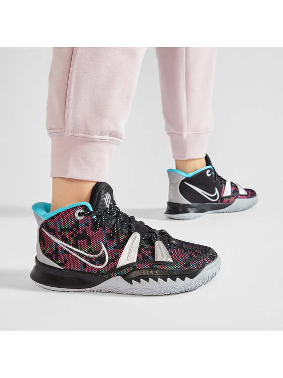 Nike Nike Basketballschuhe Kyrie 7 (Gs) CT4080 008 Schwarz