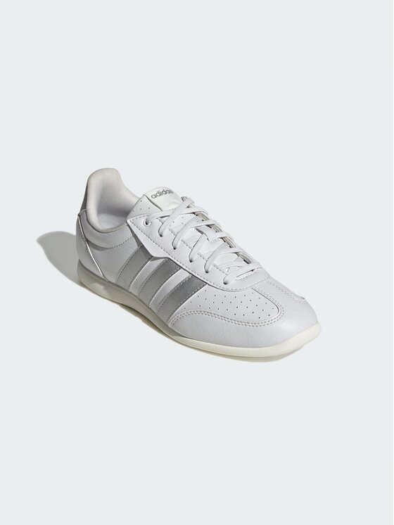 adidas adidas Sneakersy Barreda Biały