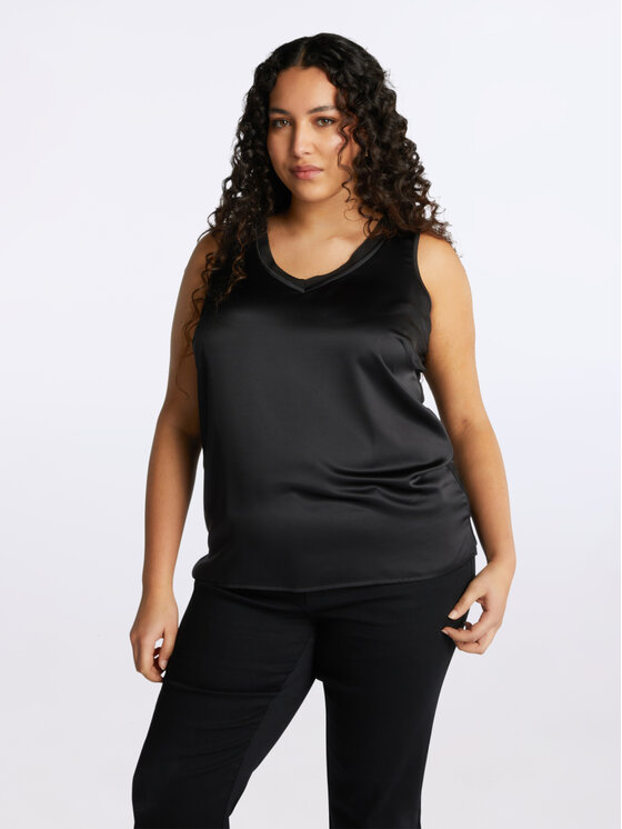 Fiorella Rubino Fiorella Rubino T-shirt G478L008279N033 Nero Regular Fit