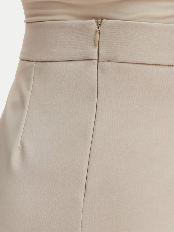 Rinascimento Rinascimento Ravno krilo CFC0128271003 Bež Slim Fit