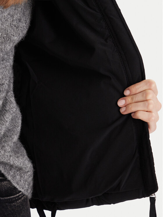 United Colors Of Benetton United Colors Of Benetton Puhovka 22T6DN086 Črna Regular Fit