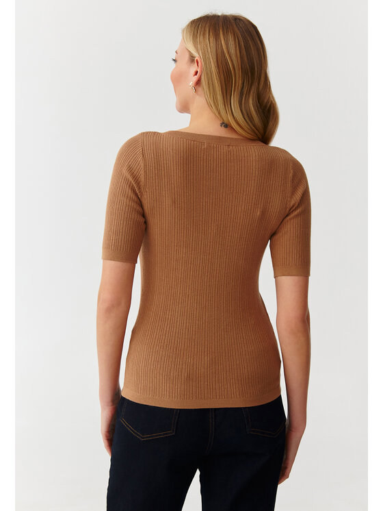 TATUUM TATUUM Sweter SALMIKO Beżowy Fitted Fit
