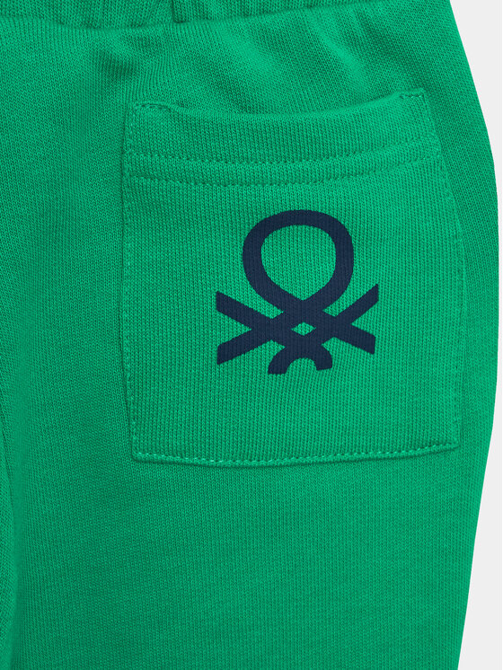 United Colors Of Benetton United Colors Of Benetton Spodnie dresowe 3J70GF010 Zielony Regular Fit