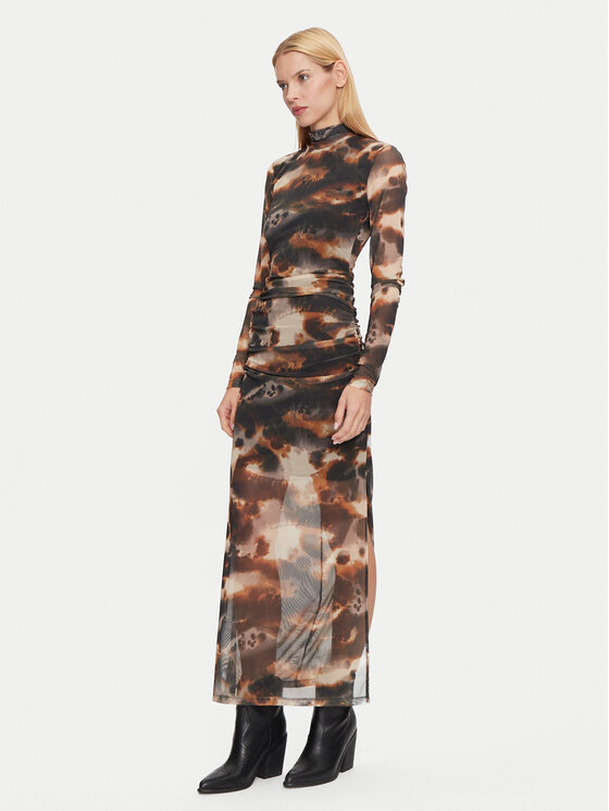 Gestuz Gestuz Vsakodnevna obleka Behka 10909458 Rjava Slim Fit