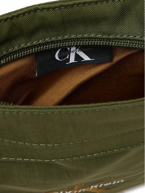 Calvin Klein Calvin Klein Taška cez rameno Bold Flatpack LV04D3178G Zelená