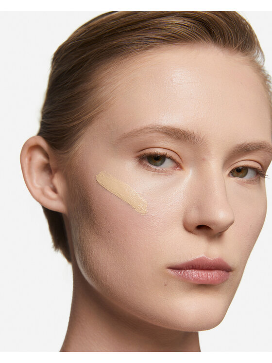 INGLOT INGLOT SPF 50+ Skin Focused Pielęgnacyjny Podkład Classic Beige 304
