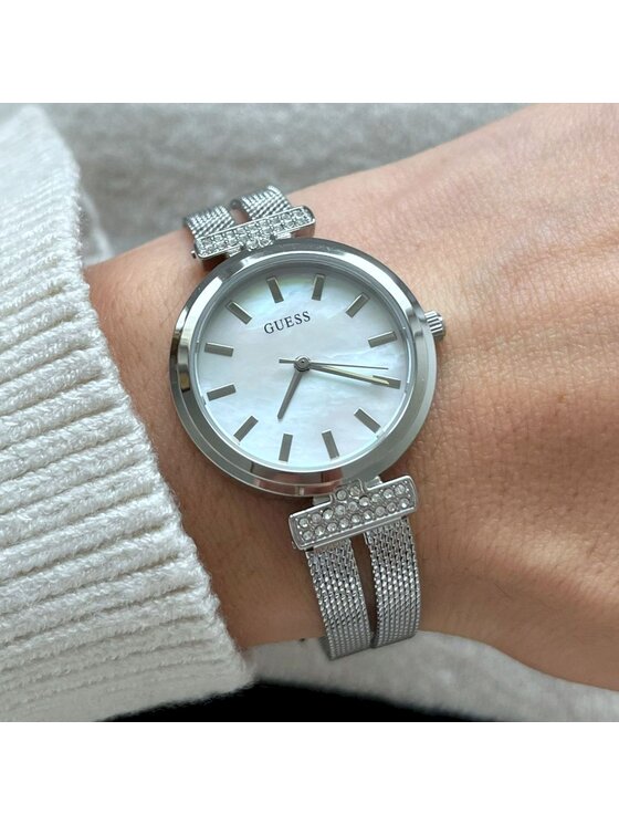 Guess Guess Hodinky GW0471L1 Strieborná