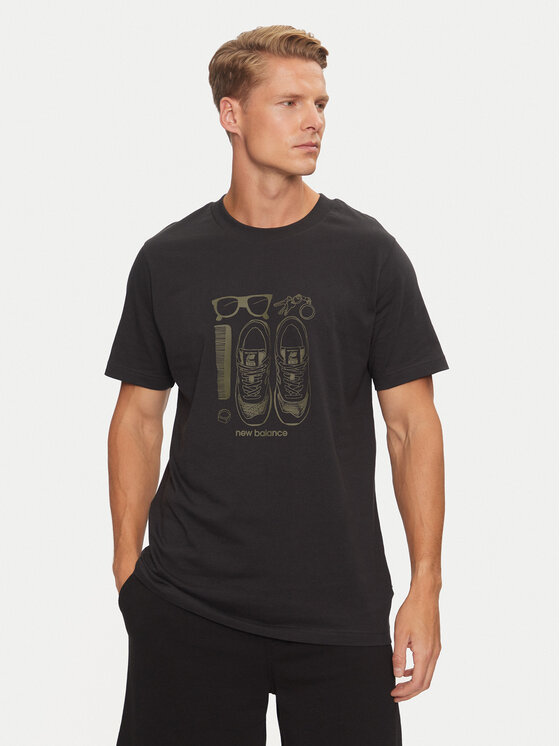 New Balance New Balance T-Shirt Sport Essentials Graphic MT43902BK Černá Regular Fit