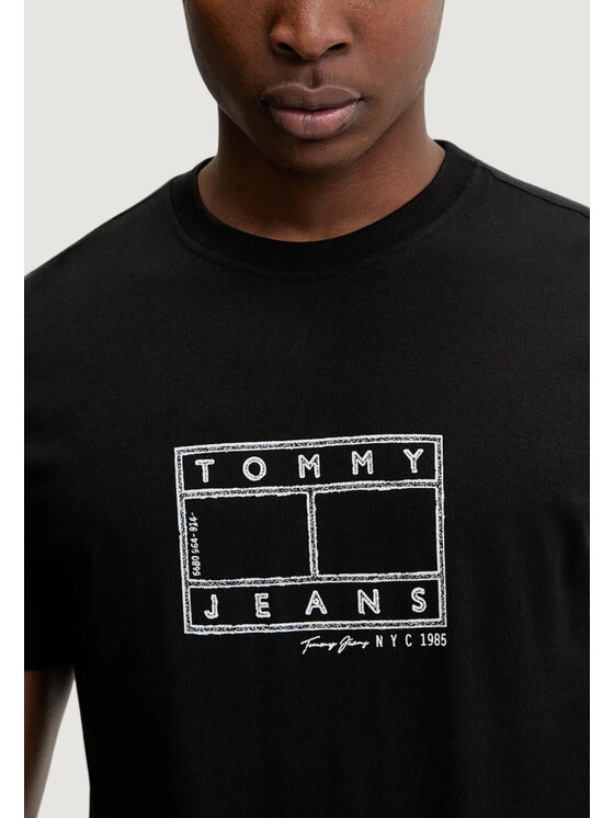 Tommy Jeans Tommy Jeans T-shirt DM0DM22317 Nero Casual Fit