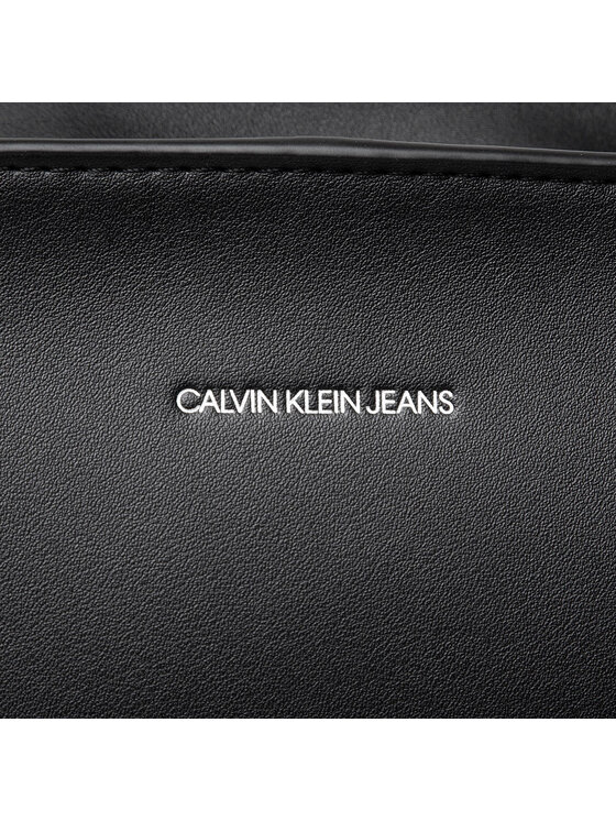 Calvin Klein Jeans Calvin Klein Jeans Borsetta Trapezoid Shadow Shopper K60K608384 Nero