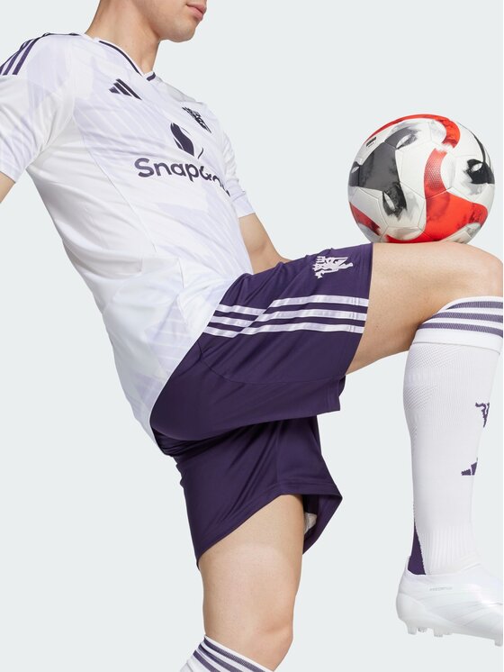 adidas adidas Szorty sportowe 157103 Fioletowy Regular Fit