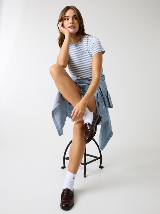 Guess Jeans Guess Jeans T-Shirt 183181 Modrá Classic Fit