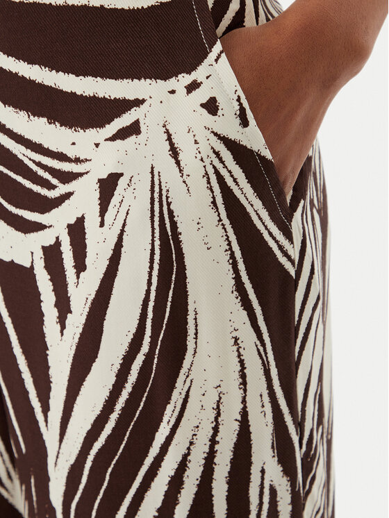 Guess Guess Pantaloni di tessuto W6GB19 W1972 Marrone Regular Fit