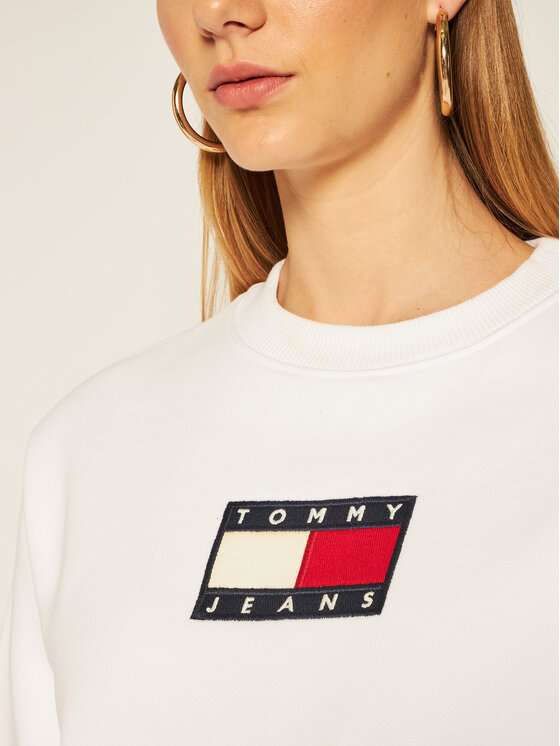 Tommy Jeans Džemperis Flag Crew DW0DW08548 Balta Regular Fit • Modivo.lt