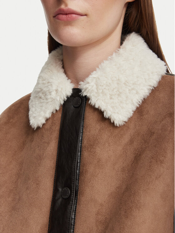 Weekend Max Mara Weekend Max Mara Blană sintetică Gessati 2625486011 Maro deschis Regular Fit